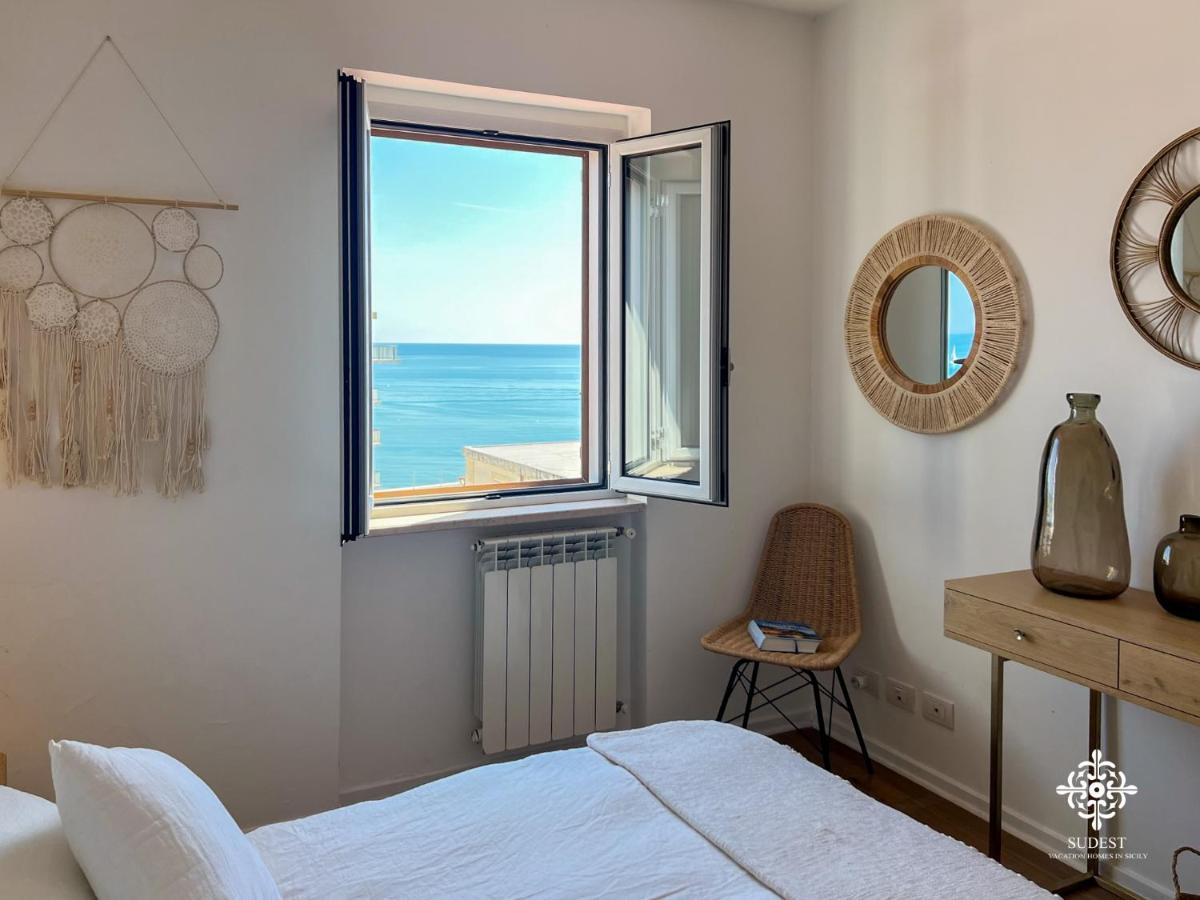 Infinito - Attico Sul Mare Appartement Vieste Buitenkant foto