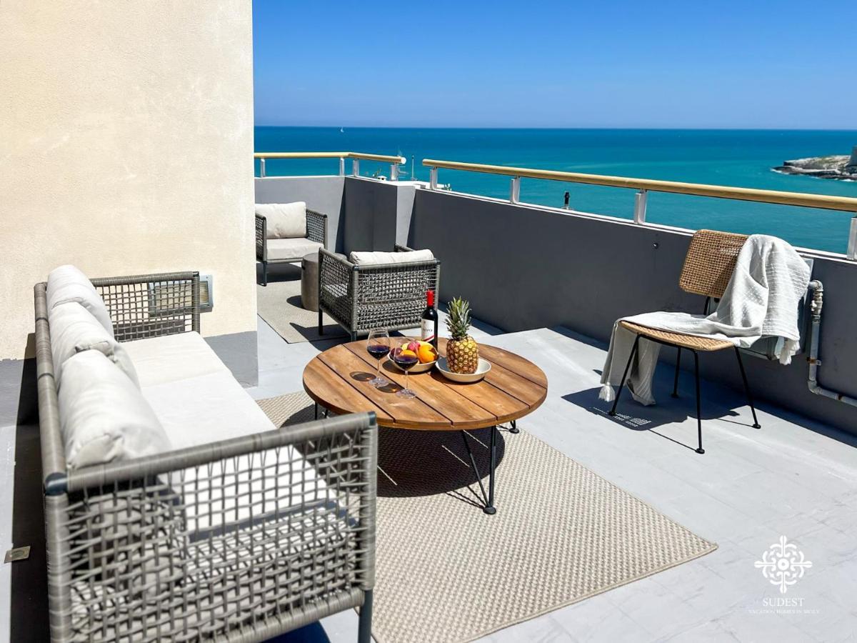 Infinito - Attico Sul Mare Appartement Vieste Buitenkant foto