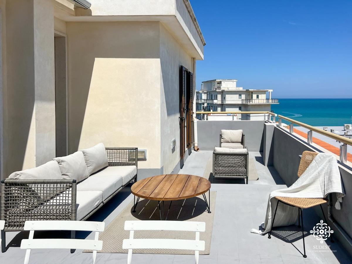 Infinito - Attico Sul Mare Appartement Vieste Buitenkant foto