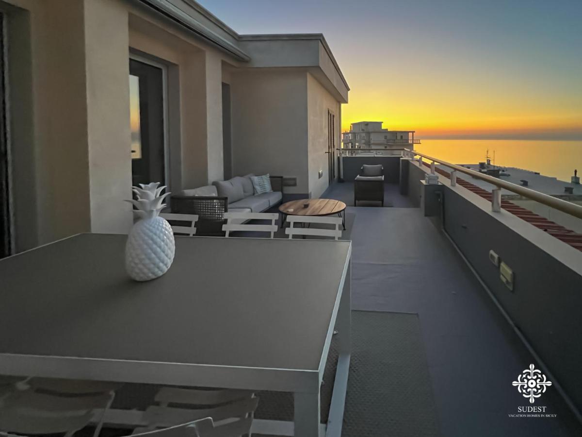 Infinito - Attico Sul Mare Appartement Vieste Buitenkant foto